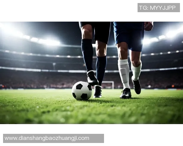 世界著名足球球星同框合影展现绿茵场上的传奇风采